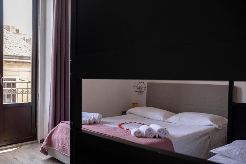 Barocco Room คาตาเนีย ภายนอก รูปภาพ